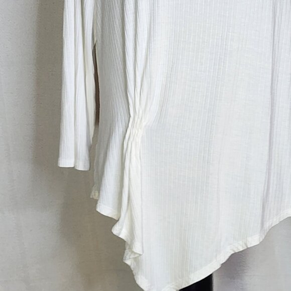 Simply Vera Wang White Ribbed Rayon Span LS Handkerchief Hem Cinch Front Top XL - Picture 3 of 16